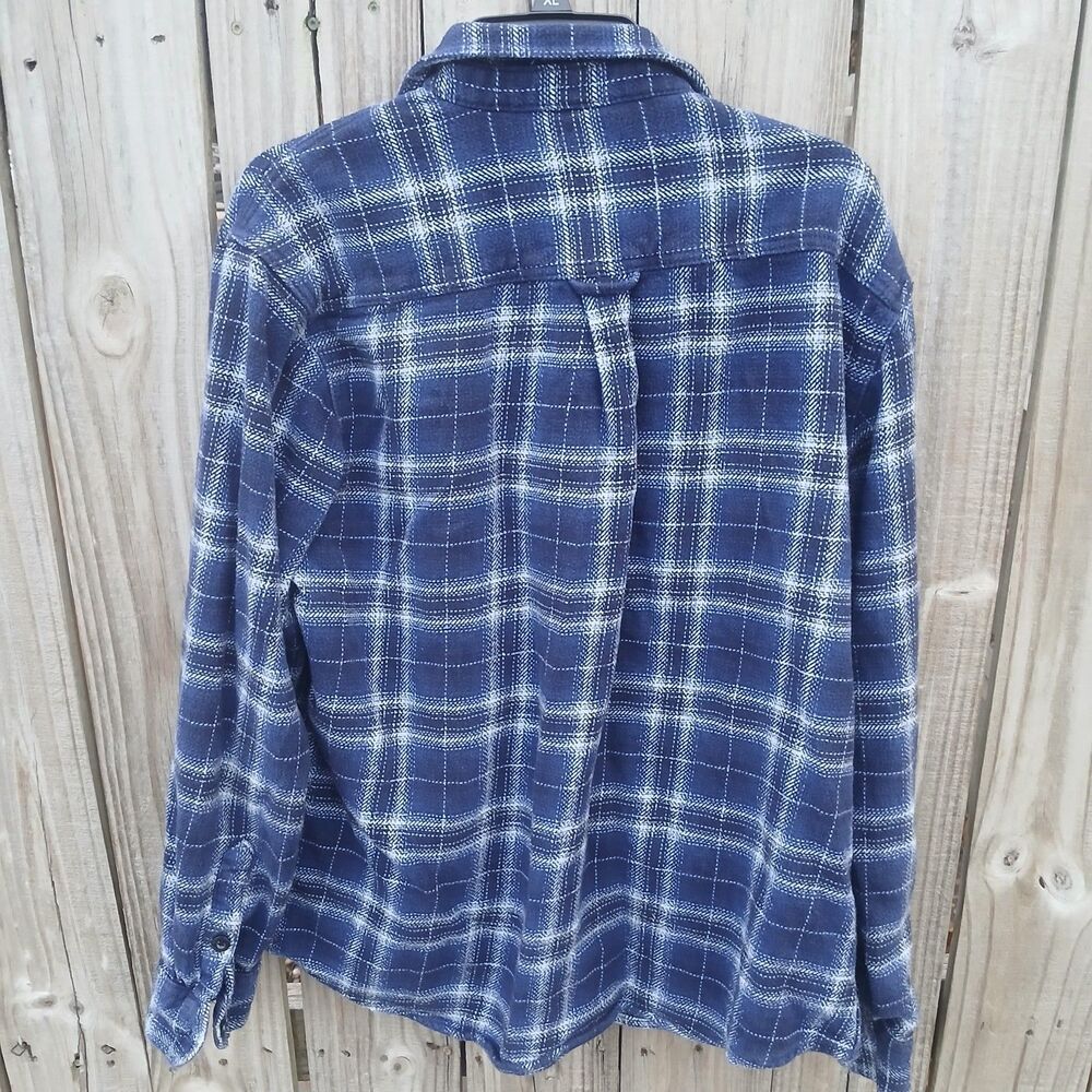 Woolrich Flannel Men's Shirt XL Wool Shacket Plaid Workwear Outdoor Barn - Picture 7 of 11